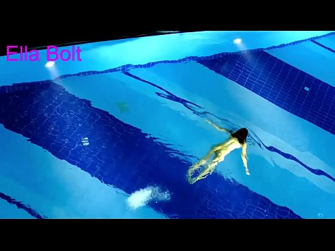 ❤️ Dili ko makahunong sa pagtan-aw, ang batan-ong blonde nasakpan nga naglangoy nga hubo sa ELLA BOLT resort pool ❤️ Porn video sa ceb.assistentai.ru